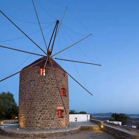 Marketos Windmill And Houses Tripití Buitenkant foto